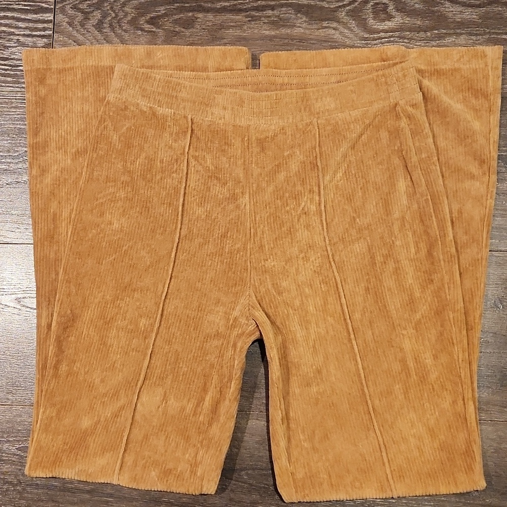 ❤️ AERIE HIGH RISE RIBBED FLARE PULL ON LEGGINGS / PANTS, MEDIUM